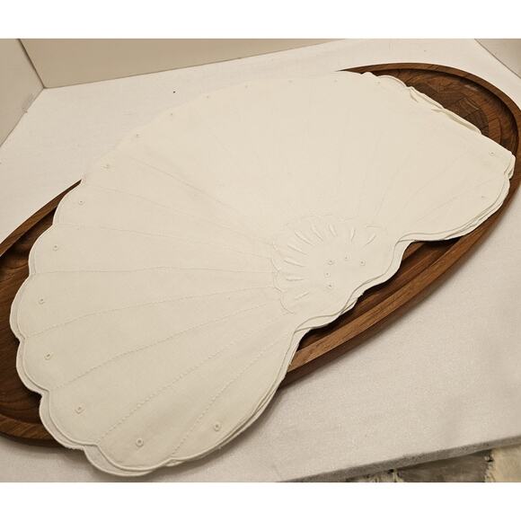 Irish Linen 8 Placemats & 8 Napkins Boutross Madeira Shell Set Hand Embroidery - Picture 14 of 14
